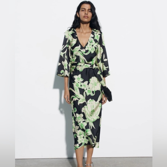 NWT Zara Floral Printed Wrap Dress - 3002/198 - Picture 1 of 16